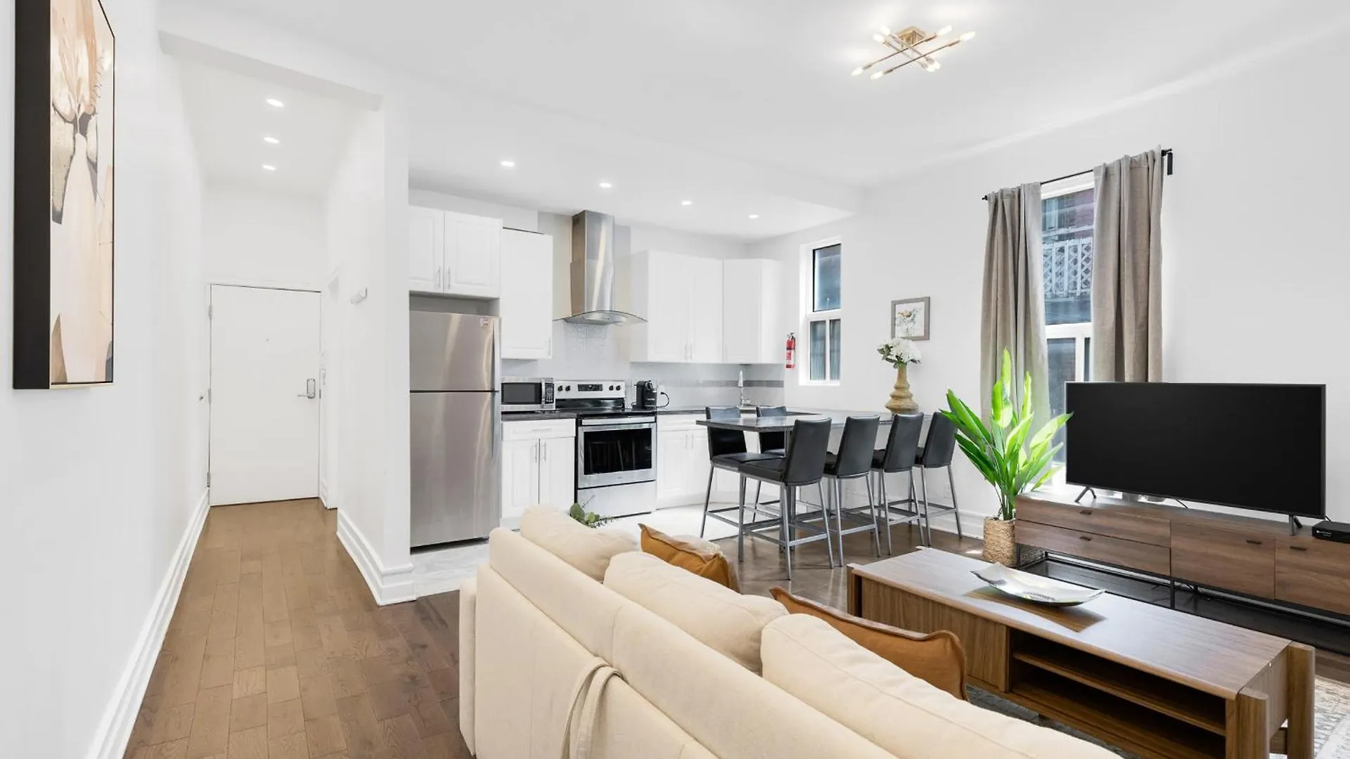The Parc Mile End Aparthotel 蒙特利尔 0*,  加拿大